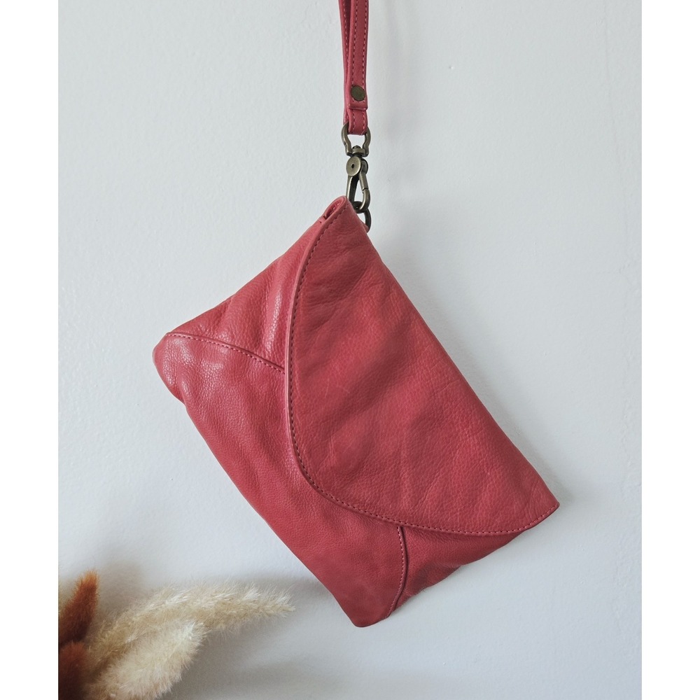 OdiLynch Vintage Dublin Red Leather Wristlet‎ Bag